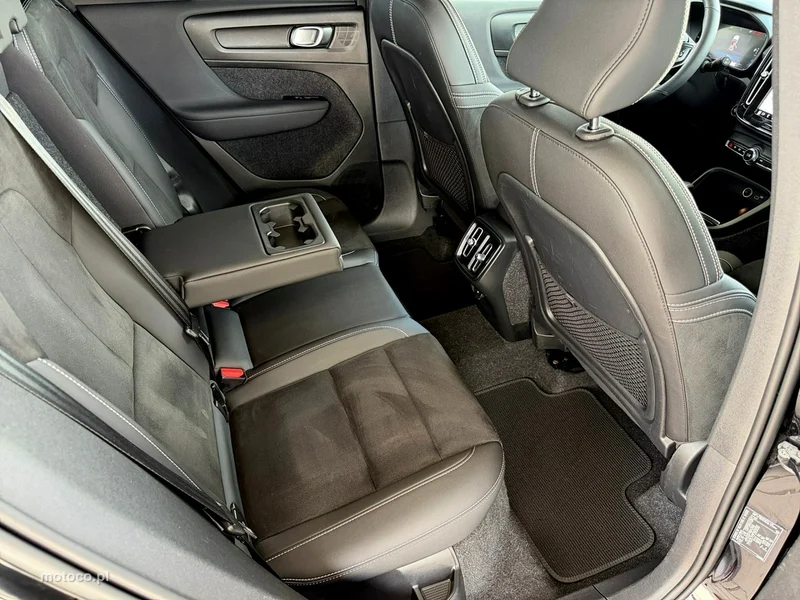 Volvo XC 40 29