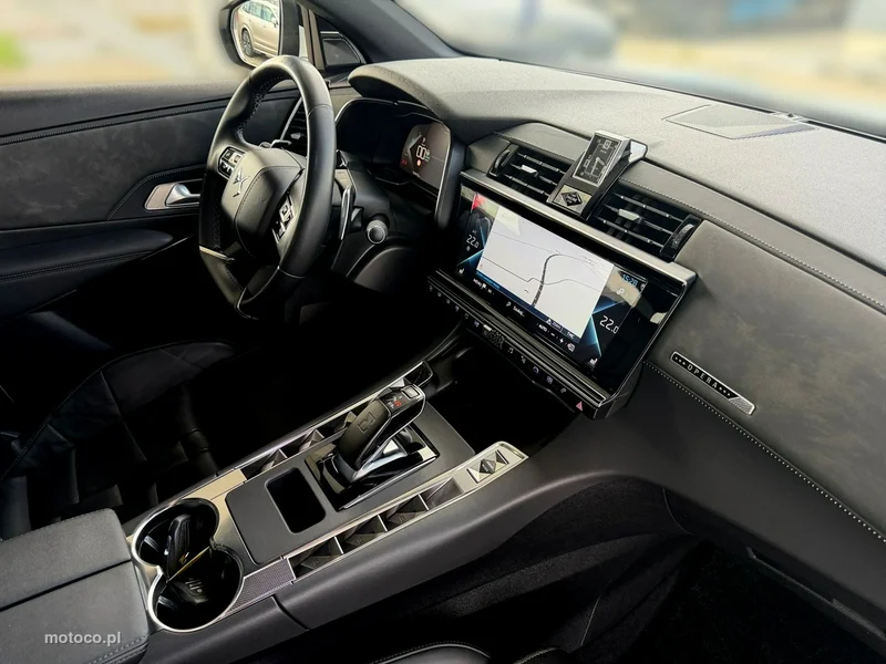 DS Automobiles DS 7 Crossback 23
