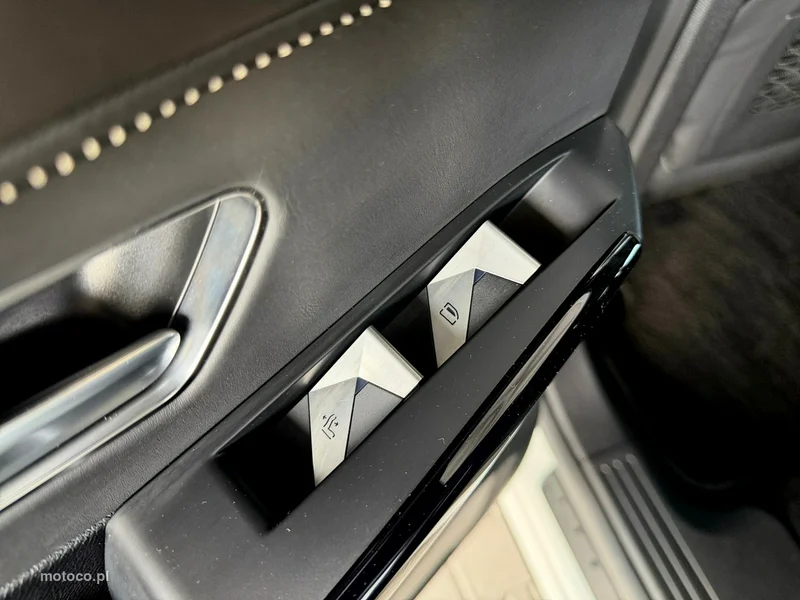 DS Automobiles DS 7 Crossback 29