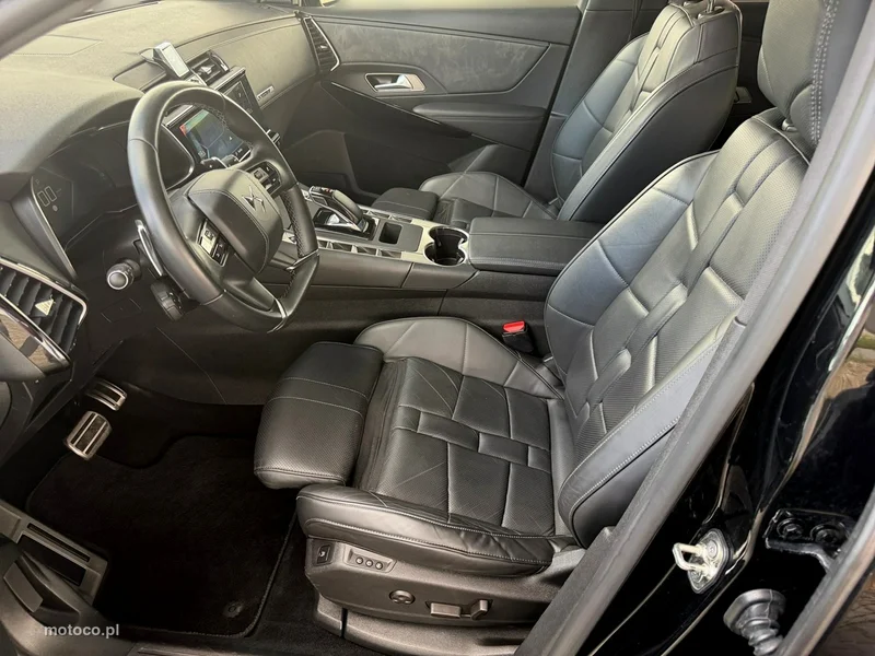 DS Automobiles DS 7 Crossback 12