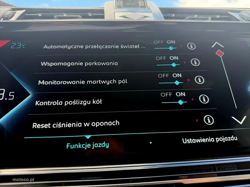 DS Automobiles DS 7 Crossback 32