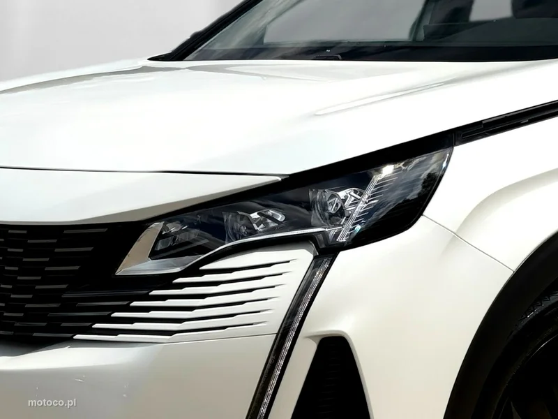 Peugeot 3008 8