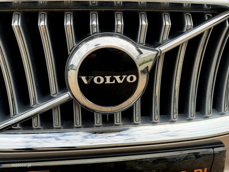 Volvo XC 90 11