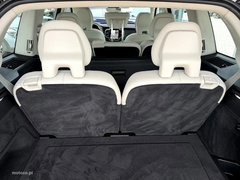 Volvo XC 90 12