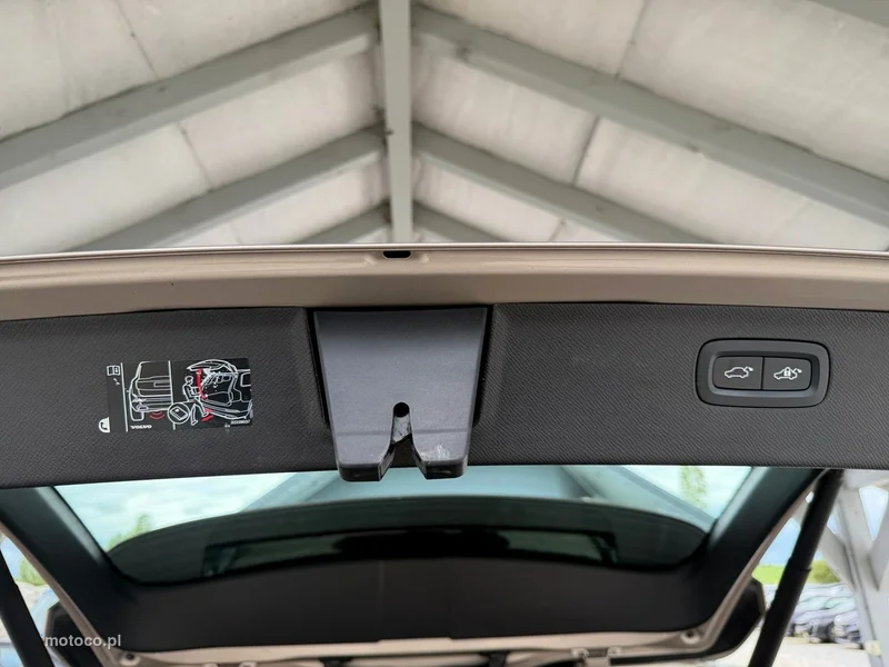 Volvo XC 90 13