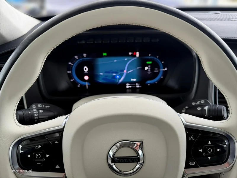 Volvo XC 90 19