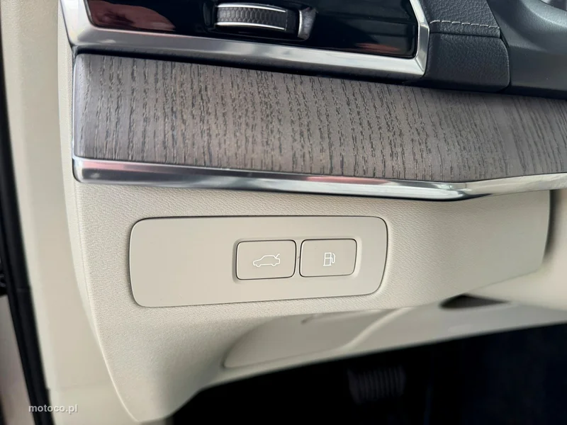 Volvo XC 90 29