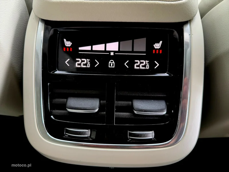 Volvo XC 90 31