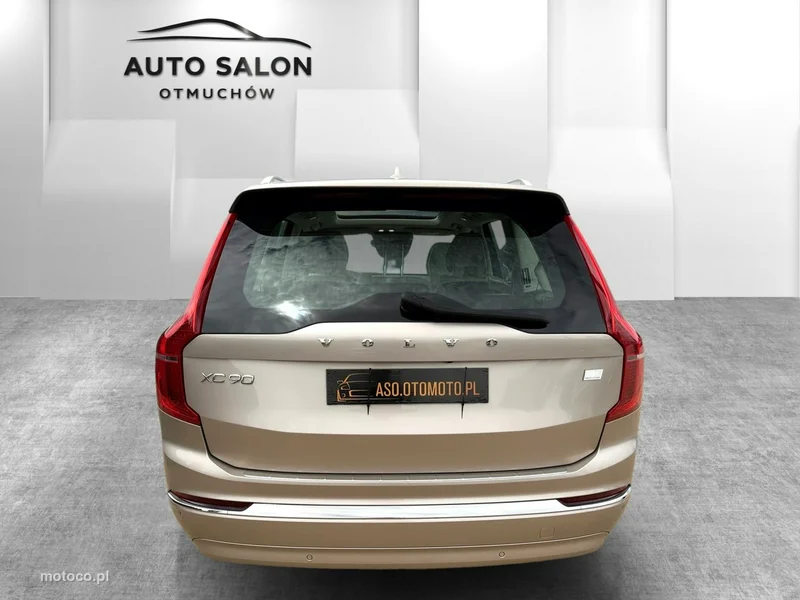 Volvo XC 90 6
