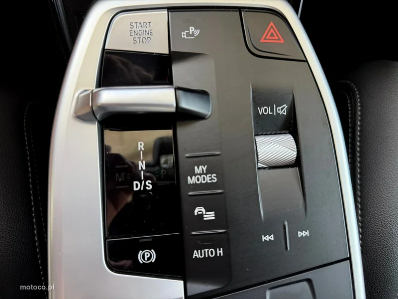 BMW X1 U11 25