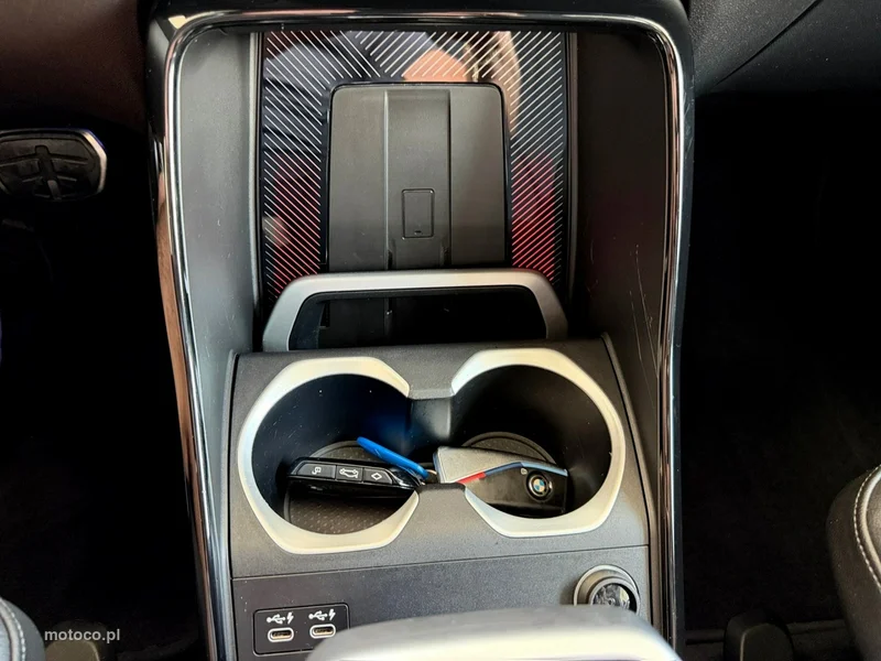 BMW X1 U11 26