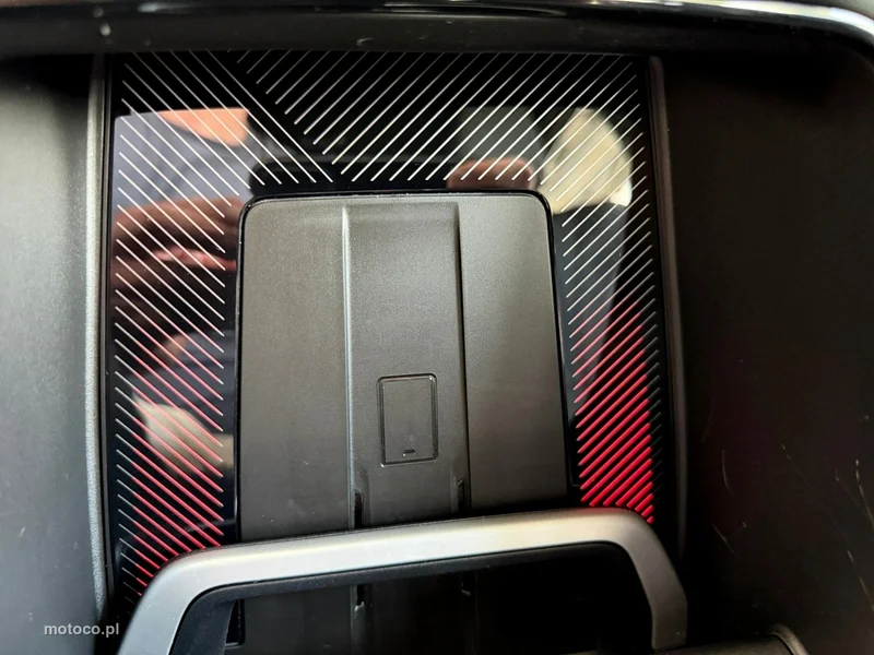 BMW X1 U11 27
