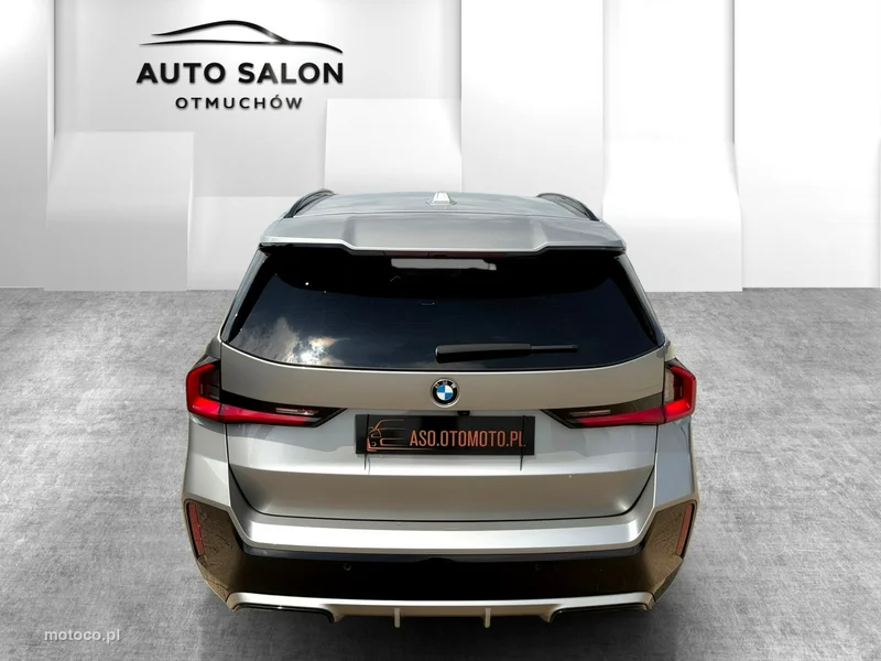 BMW X1 U11 6