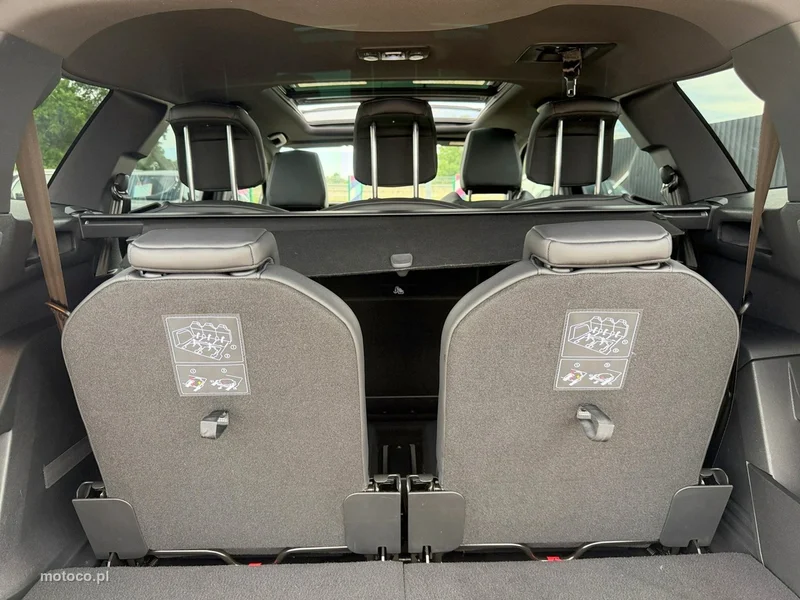 Peugeot 5008 12