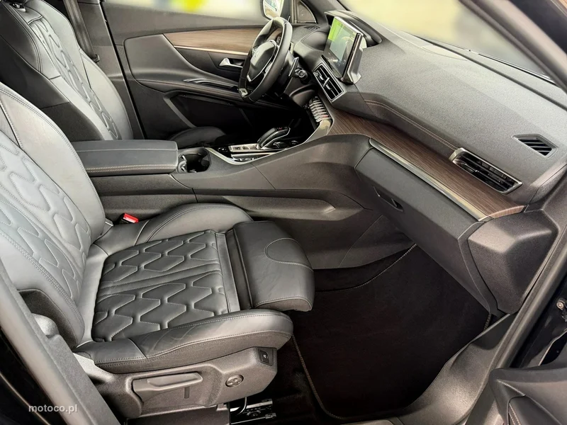 Peugeot 5008 22