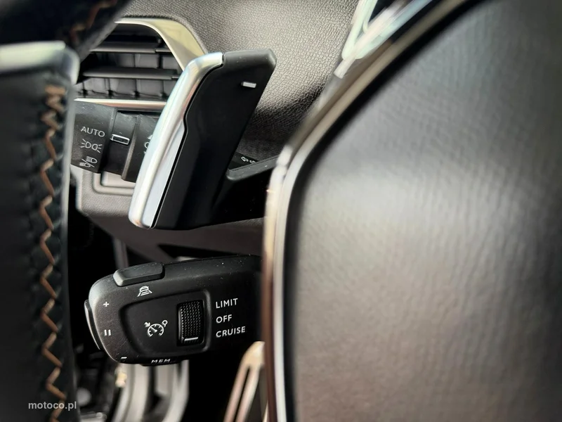 Peugeot 5008 35