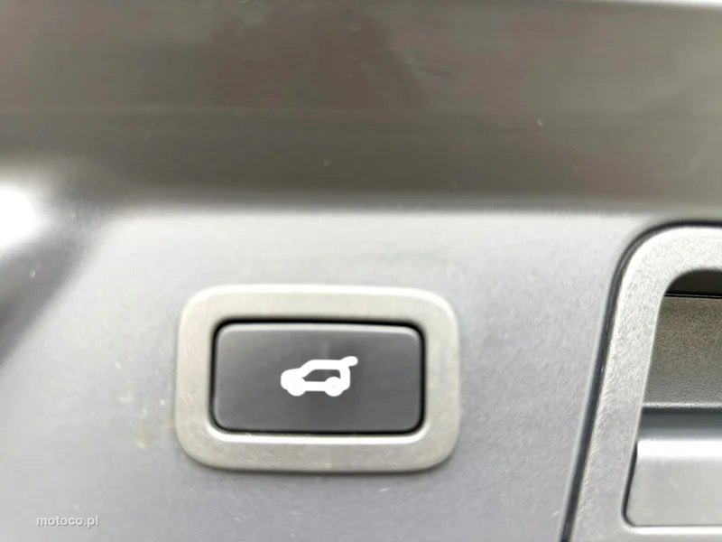 Land Rover Range Rover Velar 13