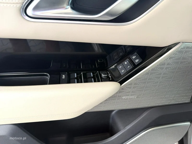 Land Rover Range Rover Velar 17