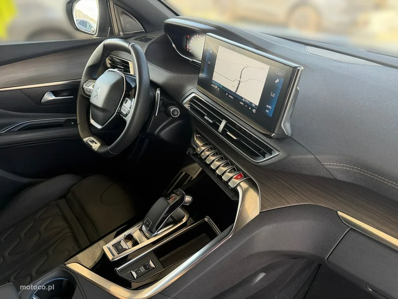 Peugeot 3008 24