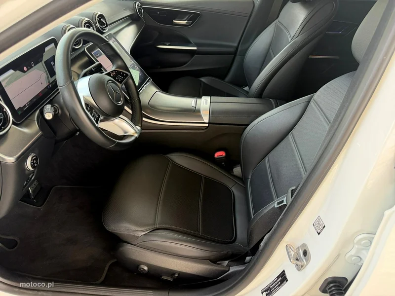 Mercedes-Benz Klasa C W206 C 220 16