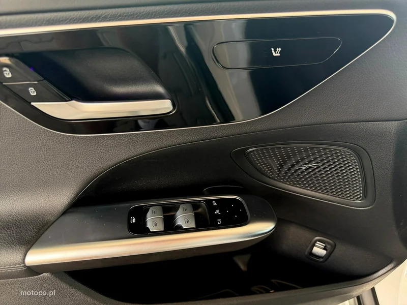 Mercedes-Benz Klasa C W206 C 220 17