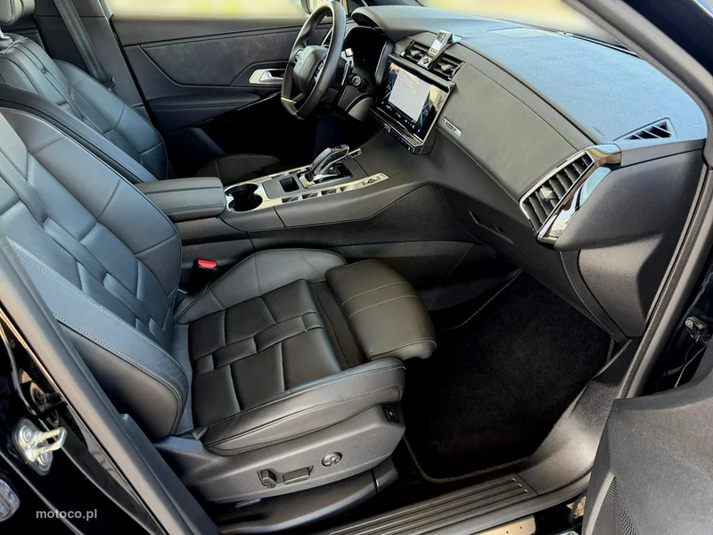 DS Automobiles DS 7 Crossback 23