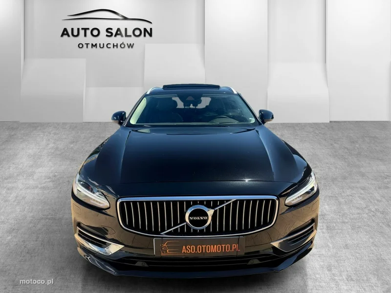 Volvo V90 2