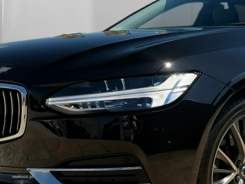 Volvo V90 9