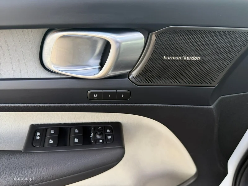 Volvo XC 40 16