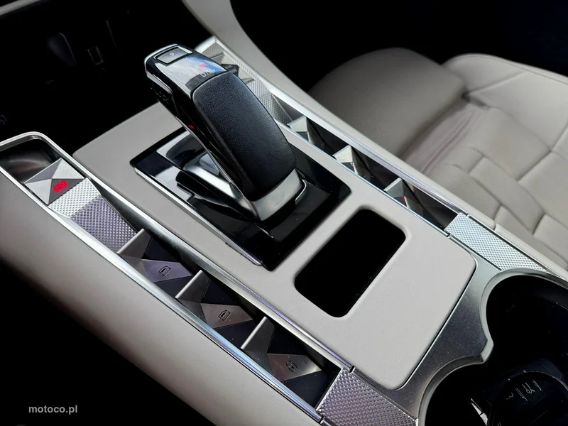 DS Automobiles DS 7 Crossback 29