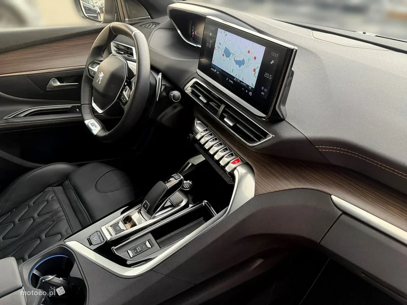 Peugeot 5008 23