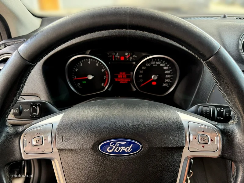 Ford Mondeo V 18