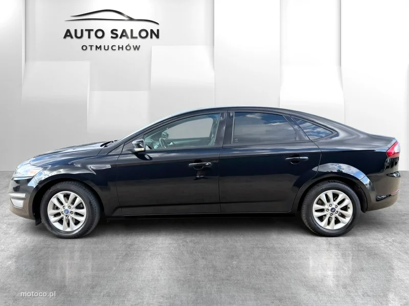 Ford Mondeo V 8