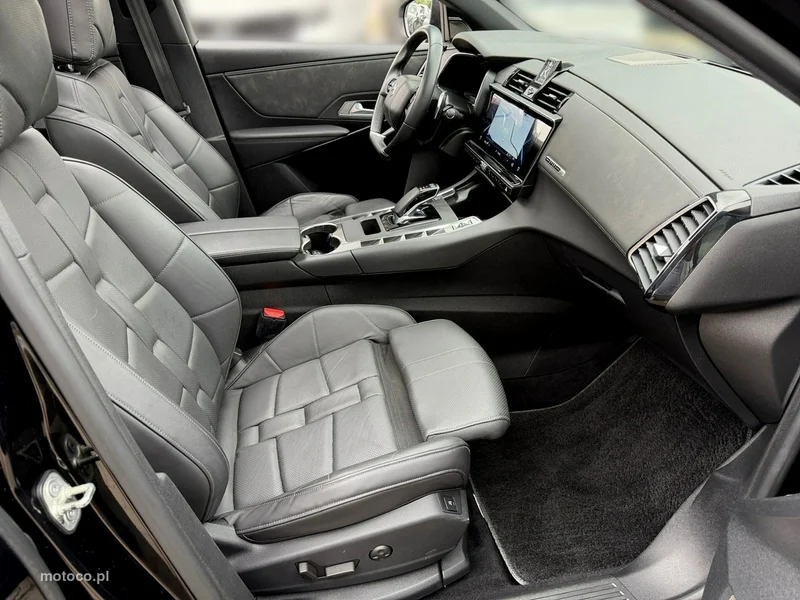 DS Automobiles DS 7 Crossback 25