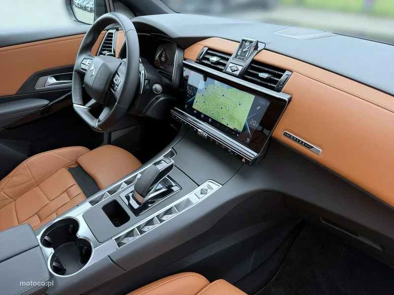 DS Automobiles DS 7 Crossback 24