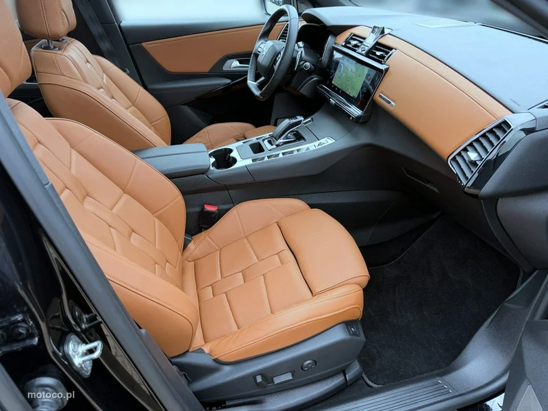 DS Automobiles DS 7 Crossback 25