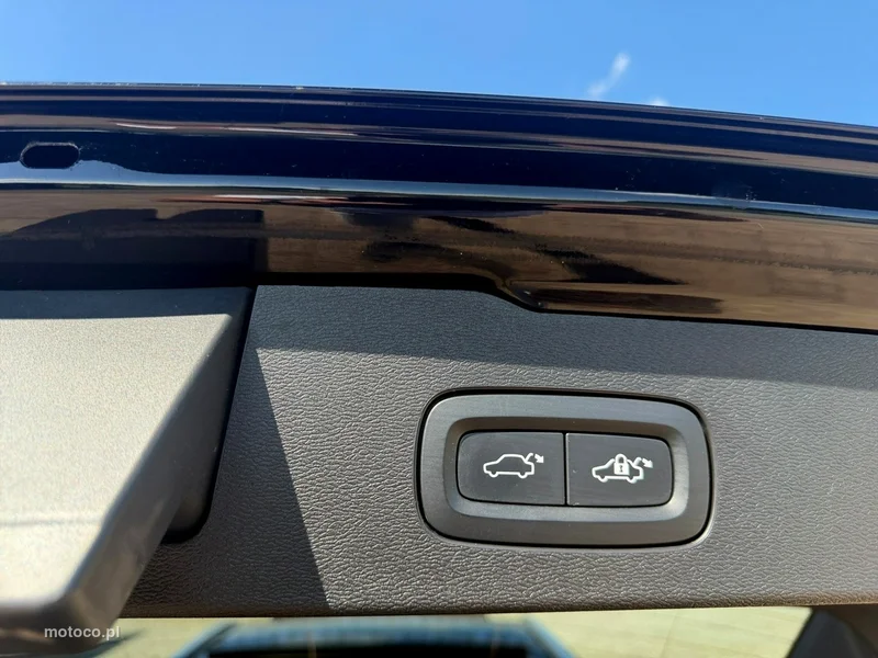 Volvo V60 Cross Country 13