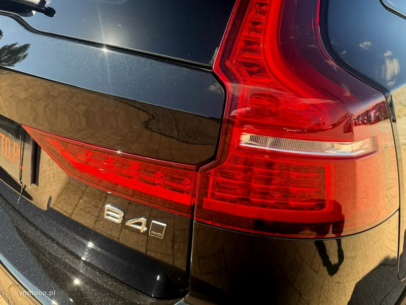 Volvo V60 Cross Country 14