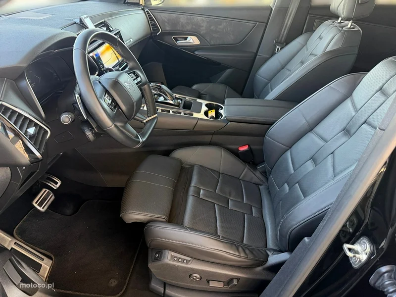 DS Automobiles DS 7 Crossback 12