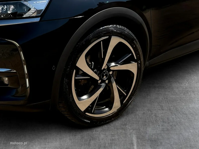 DS Automobiles DS 7 Crossback 10
