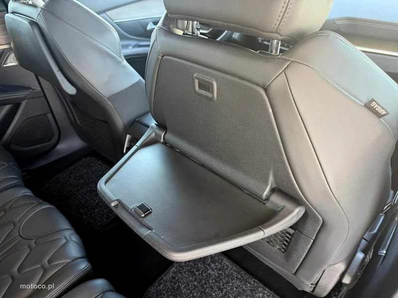 Peugeot 5008 24