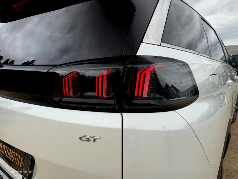 Peugeot 5008 14