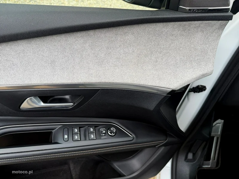 Peugeot 5008 17