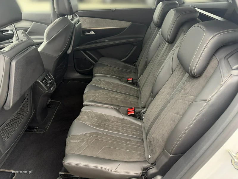 Peugeot 5008 23