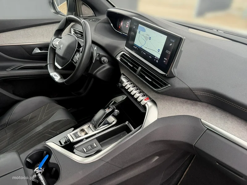 Peugeot 5008 24