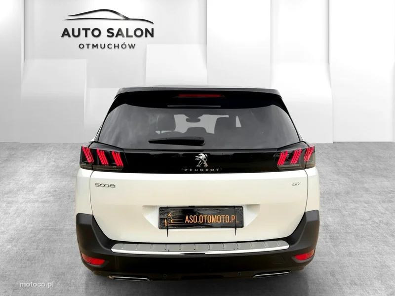 Peugeot 5008 6