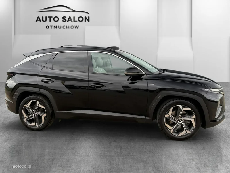Hyundai TUCSON 4