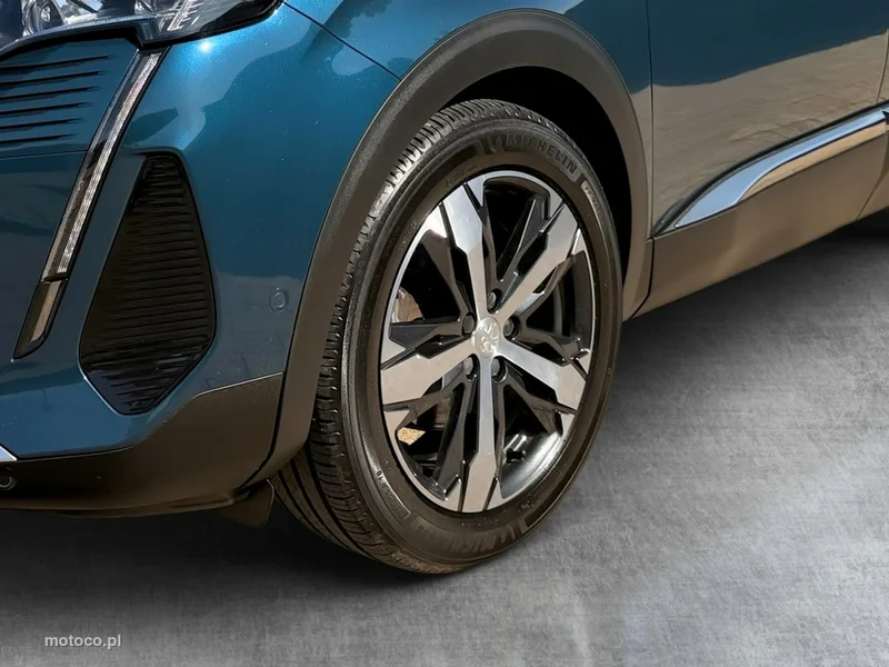 Peugeot 5008 10