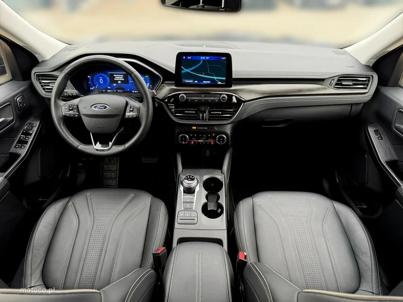 Ford Kuga III 22