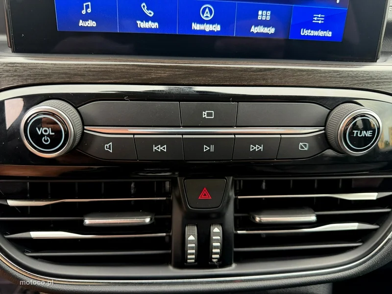 Ford Kuga III 37